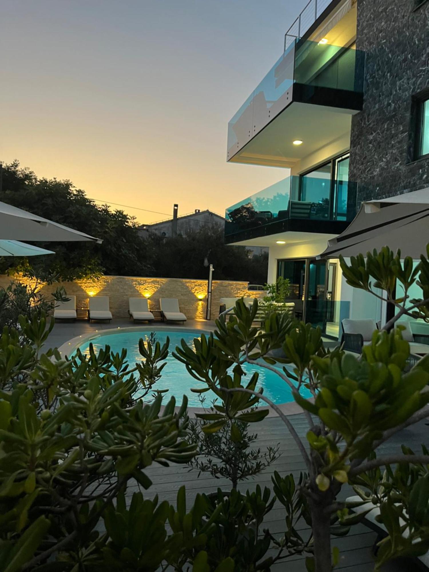 Luxury Apartments Vilamaloca Vir Exterior foto