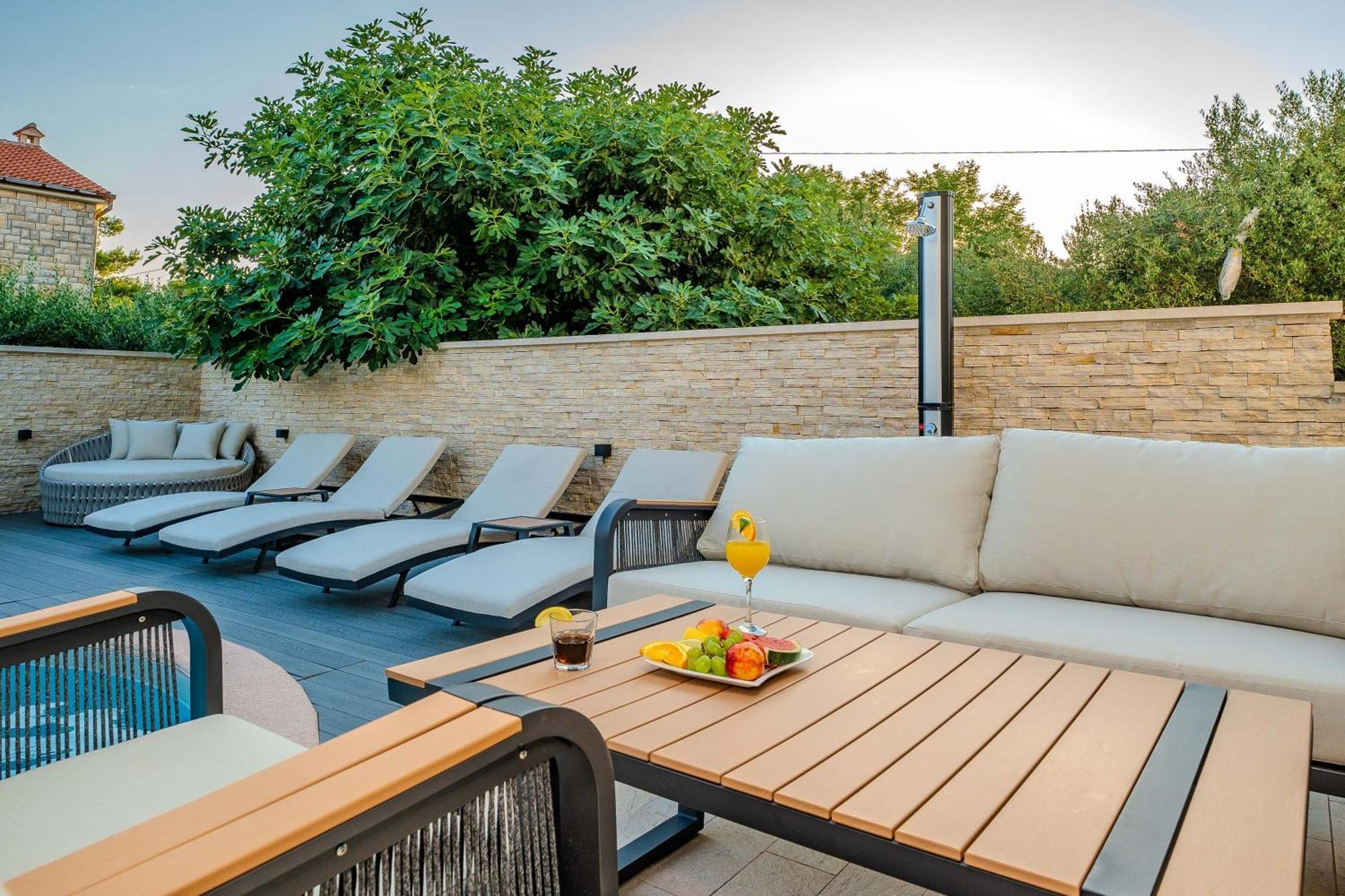 Luxury Apartments Vilamaloca Vir Exterior foto